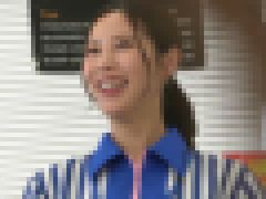 モザイクかけ忘れお宝動画「バ先のパート人妻に童貞と偽りフェラを頼んだら…仕方なく俺の巨根をしゃぶったくせに久々すぎて濡れまくる使っていないお宝マ○コを日替わりで3人挿しまくる」 Vol.1